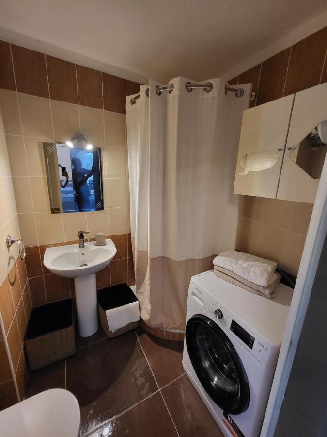 Kams Sea Appartement ラシオタ エクステリア 写真